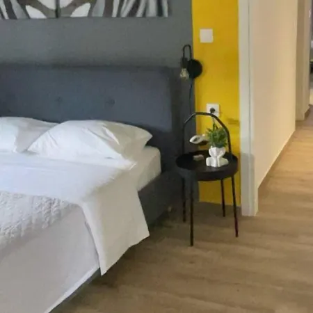 Medusa House * ניאה סקיוני